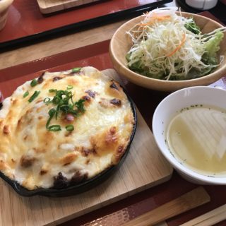 食べ物の話はしません